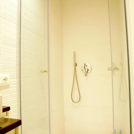 Soleil M Shyri Old Town Lägenhet Tirana